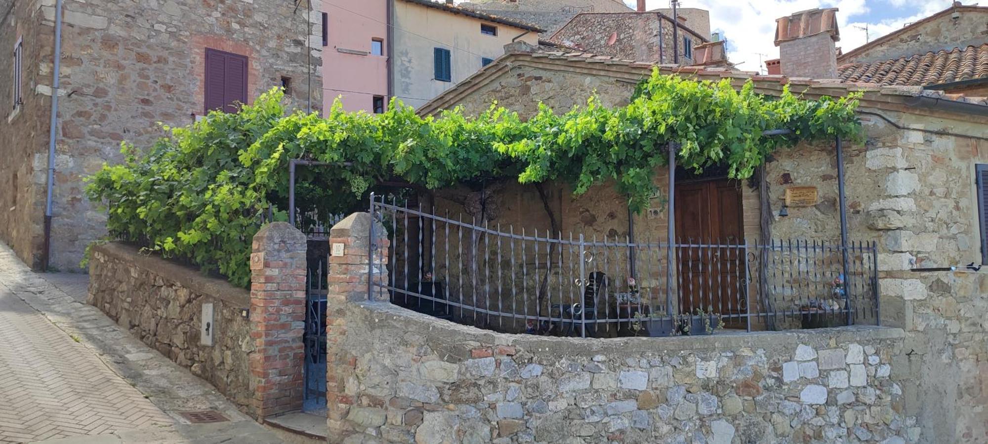 הוילה Castiglione dʼOrcia La Casina Di Nonna Lola מראה חיצוני תמונה
